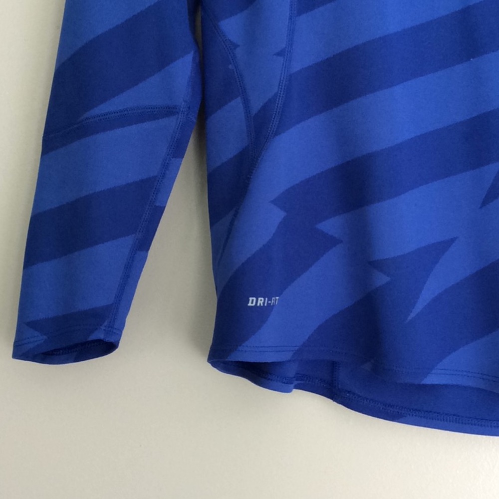 Nike DRI FIT - Picture 3 of 7